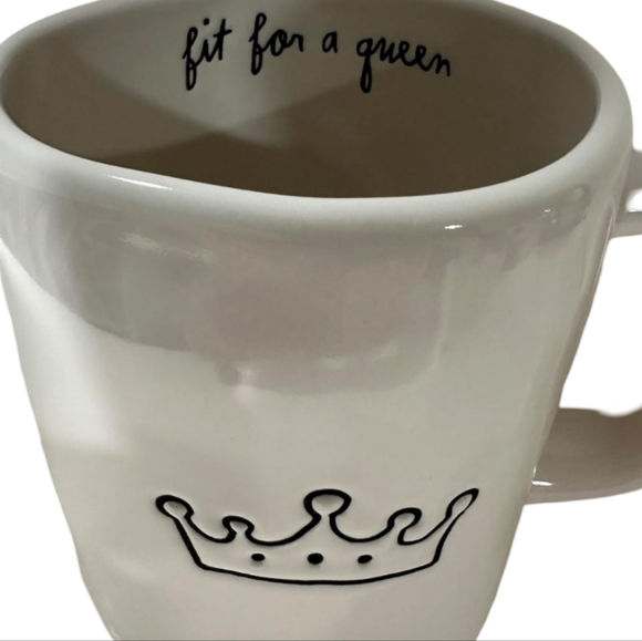 Rae Dunn by Magenta Fir for Queen Crown Coffee Mug NEW - Picture 2 of 3
